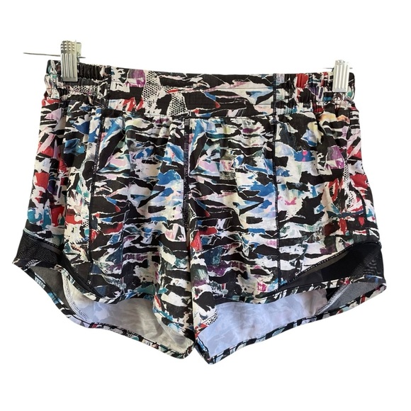 Lululemon Hotty Hot Short High-Rise Culture Clash Multi Black Size 6 Tall - Picture 1 of 10